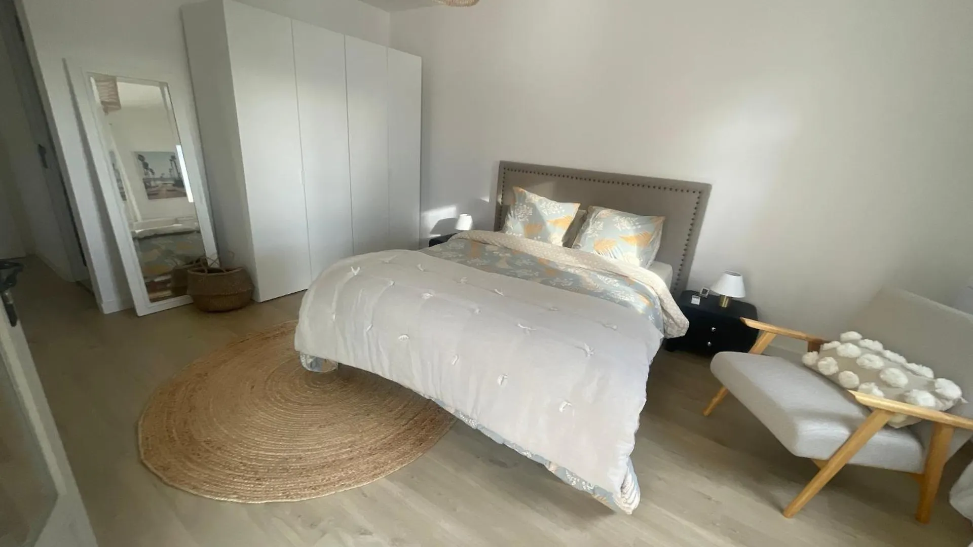 La Villa Des Carriers- Maison Avec Piscine Proche Mer Roquefort-les-Pins Frankreich