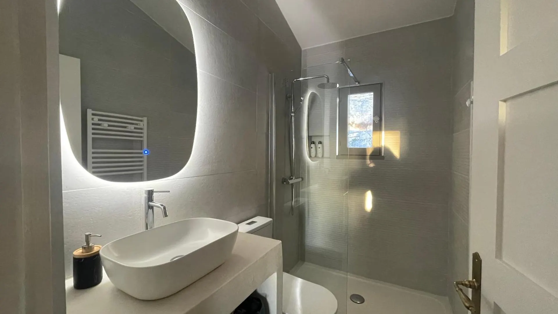 La Villa Des Carriers- Maison Avec Piscine Proche Mer Roquefort-les-Pins